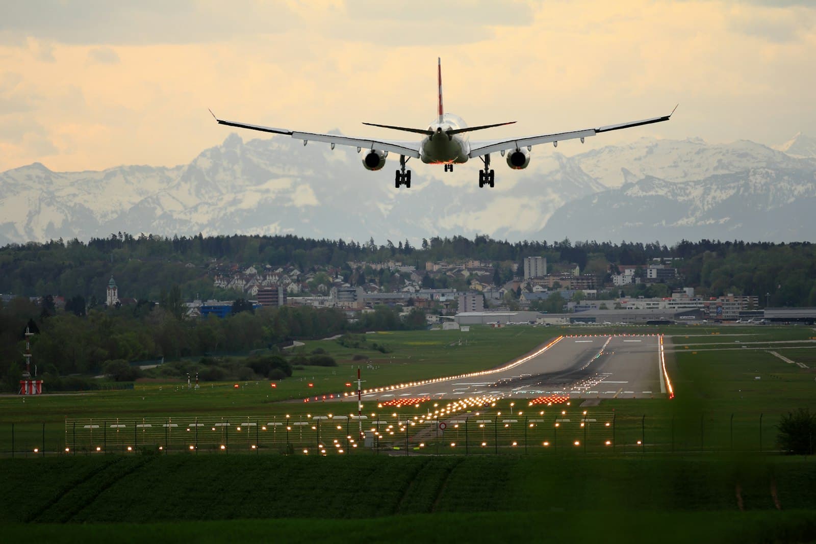 Airport Transfers: Bhavnagar & Ahmedabad Made Easy